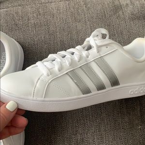 Women’s Adidas Tennis Shoes